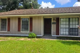 4202 18th St, Vero Beach, FL 32960 - Photo 1