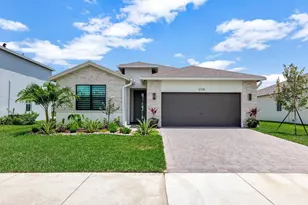 5795 SE Sky Blue Cir, Stuart, FL 34997 - Photo 1