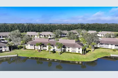 11 Plantation Drive #201, Vero Beach, FL 32966 - Photo 1