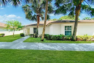 9240 Roan Ln, West Palm Beach, FL 33403 - Photo 1