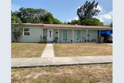 272 NE 42nd Street, Deerfield Beach, FL 33064 - Photo 1