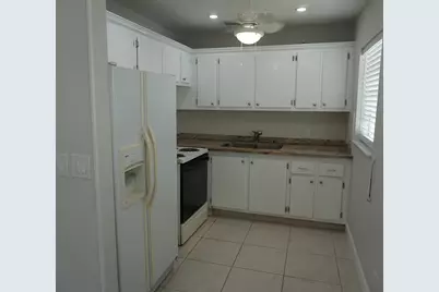 168 Coventry G, West Palm Beach, FL 33417 - Photo 1