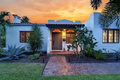 529 Biscayne Drive, West Palm Beach, FL 33401 - Photo 1