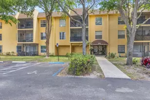 470 NW 20th St, Boca Raton, FL 33431 - Photo 1