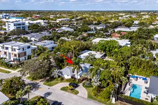 701 NE 2nd St, Delray Beach, FL 33483 - Photo 1