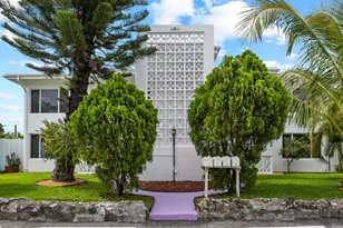 1279 Beach Rd, Singer Island, FL 33404 - Photo 1