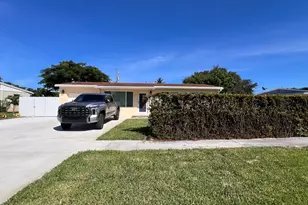 124 Abaco Dr, Palm Springs, FL 33461 - Photo 1