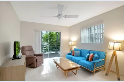 950 Flanders T, Delray Beach, FL 33484 - Photo 1