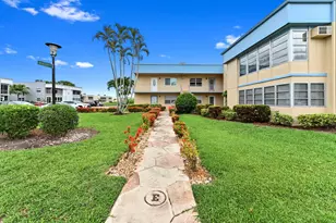 196 Burgundy E, Delray Beach, FL 33484 - Photo 1