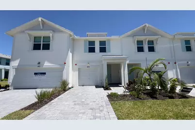 475 Salisbury Circle, Fort Pierce, FL 34982 - Photo 1