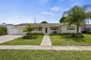 18965 SE Southgate Dr, Tequesta, FL 33469 - Photo 1