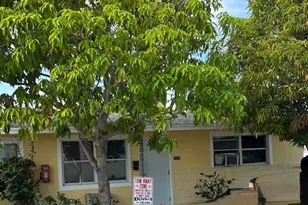 1008 N 6th Ave, Lake Worth, FL 33460 - Photo 1