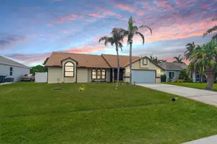 2213 SE Rock Springs Dr, Port Saint Lucie, FL 34952 - Photo 1