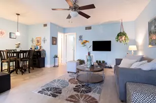 804 SE 7th St, Deerfield Beach, FL 33441 - Photo 1