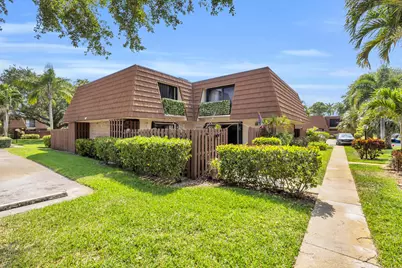 825 Center Street #49a, Jupiter, FL 33458 - Photo 1