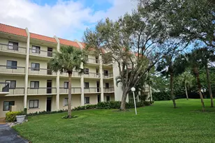 2500 Presidential 105 Way, West Palm Beach, FL 33401 - Photo 1