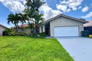 210 Oregon Ln, Boca Raton, FL 33487 - Photo 1