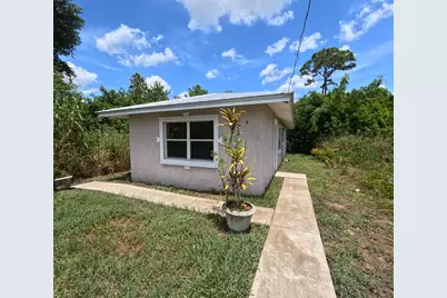 5555 SE 47th Av Avenue, Unit #B, Stuart, FL 34997 - Photo 1