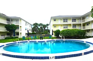 1441 Ocean Dr Unit, Vero Beach, FL 32963 - Photo 1