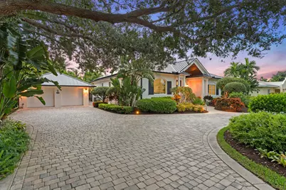 324 SE Martin Avenue, Stuart, FL 34996 - Photo 1