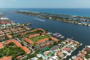 136 Lucina Dr, Hypoluxo, FL 33462 - Photo 1