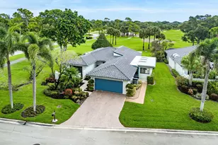 2 Woods Ln, Boynton Beach, FL 33436 - Photo 1