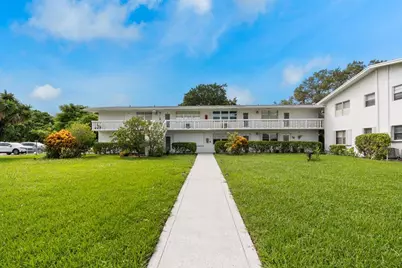 10 Farnham A, Unit #10, Deerfield Beach, FL 33442 - Photo 1