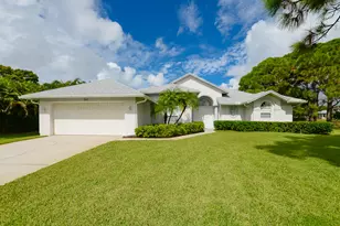 311 SE Fisk Rd, Port Saint Lucie, FL 34984 - Photo 1