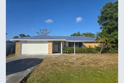 427 SE Galleon Lane, Port Saint Lucie, FL 34983 - Photo 1