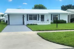 108 SW 18th St, Boynton Beach, FL 33426 - Photo 1