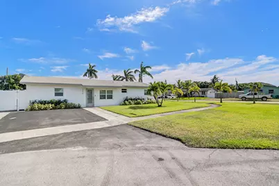 1210 SW 10th Terrace, Deerfield Beach, FL 33441 - Photo 1