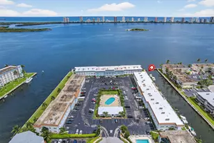 110 Shore Ct, North Palm Beach, FL 33408 - Photo 1