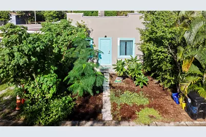 525 N E Street, Lake Worth Beach, FL 33460 - Photo 1