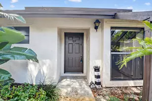 123 Via De Casas Norte, Boynton Beach, FL 33426 - Photo 1
