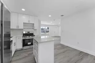 317 NW 3rd St, Deerfield Beach, FL 33441 - Photo 1