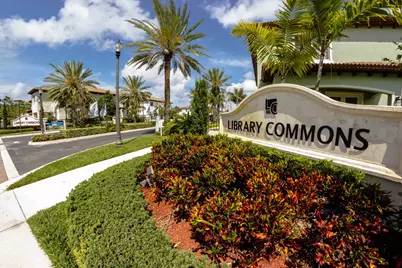 122 NW Gardner Street, Boca Raton, FL 33432 - Photo 1