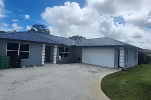 473 NE Mainsail St, Port Saint Lucie, FL 34983 - Photo 1