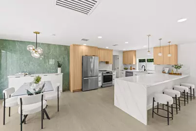 723 SW 25th Avenue, Boynton Beach, FL 33435 - Photo 1