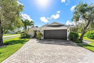 6746 Touchstone Cir, Palm Beach Gardens, FL 33418 - Photo 1