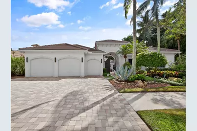 101 Pembroke Drive, Palm Beach Gardens, FL 33418 - Photo 1