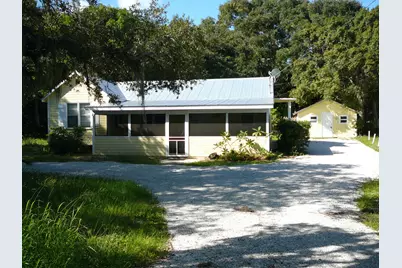 2917 N Old Dixie Highway, Fort Pierce, FL 34946 - Photo 1