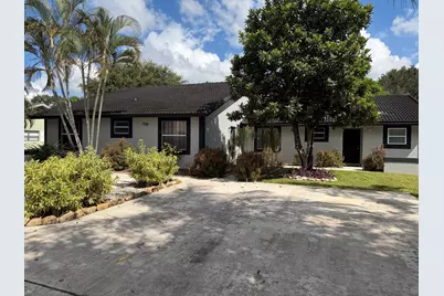 1392 Riverside Circle, Wellington, FL 33414 - Photo 1