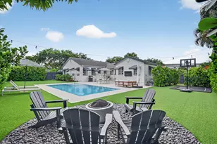 1001 Avon Rd, West Palm Beach, FL 33401 - Photo 1