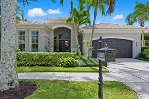 352 Vizcaya Dr, Palm Beach Gardens, FL 33418 - Photo 1