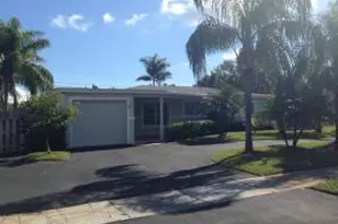 2098 NE 4th Ct, Boca Raton, FL 33431 - Photo 1