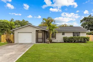 118 SW Lancaster Ave, Port Saint Lucie, FL 34984 - Photo 1