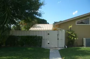 5374 Eagle Lake Dr, Palm Beach Gardens, FL 33418 - Photo 1