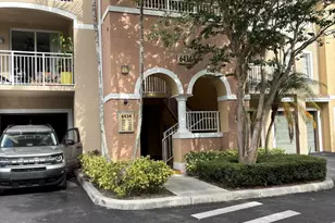 6370 Emerald Dunes Dr, West Palm Beach, FL 33411 - Photo 1