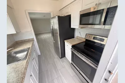 3031 NE 7th Avenue, Unit #B, Pompano Beach, FL 33064 - Photo 1