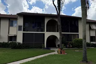 329 Knotty Pine Cir, Greenacres, FL 33463 - Photo 1